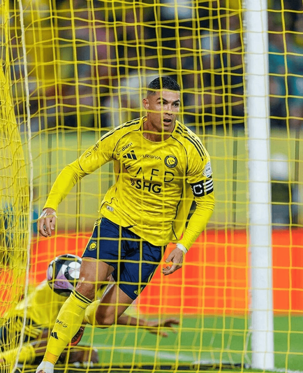 关于C罗迎来十二赛季高光表现，篮网球迷沸腾！的信息